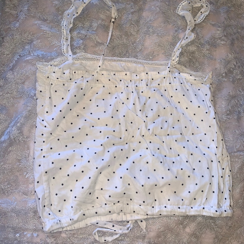 Abercrombie Ruffle Crop Top - Picture 2 of 3